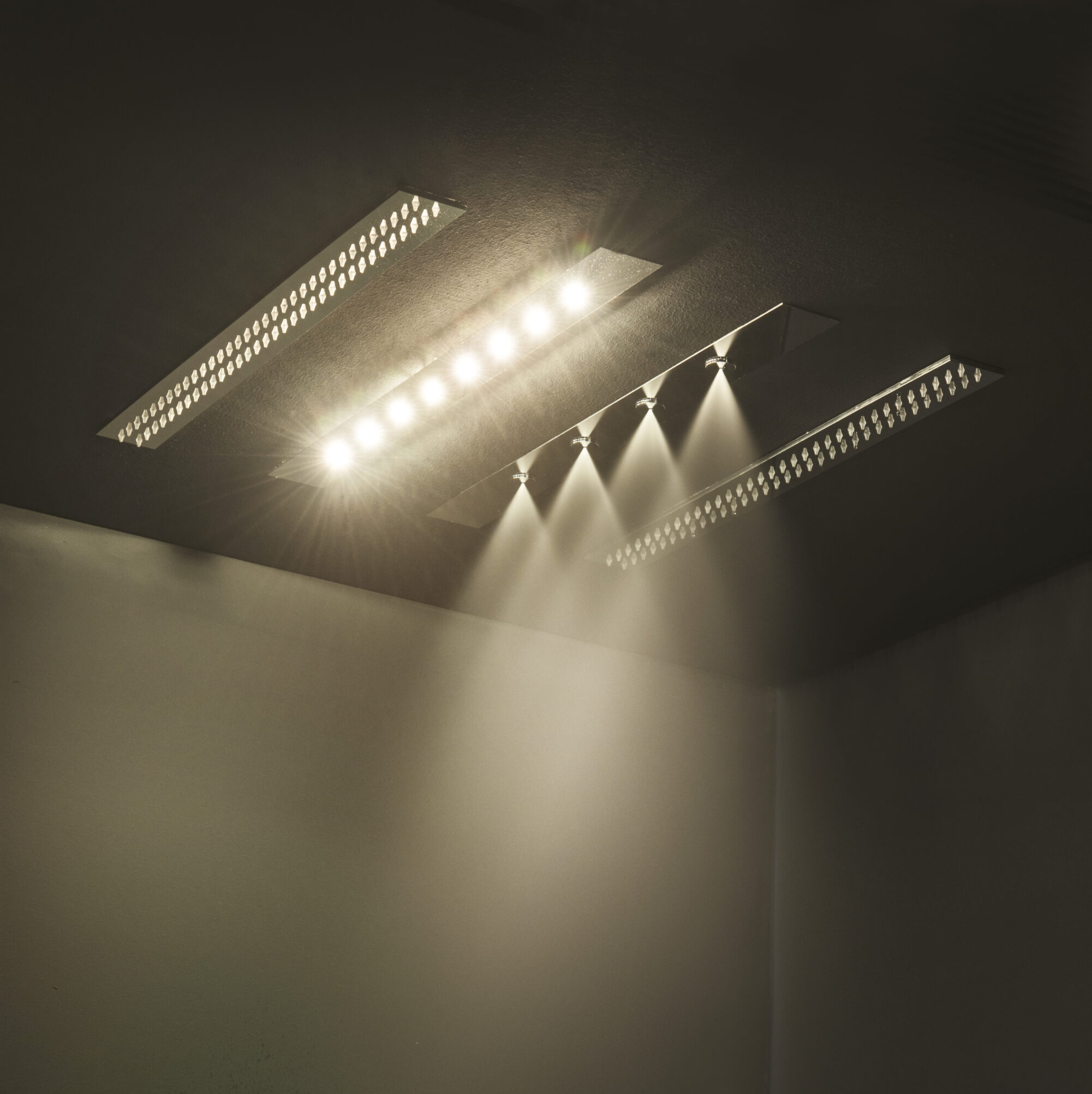 Chromotherapy LED light shower head set