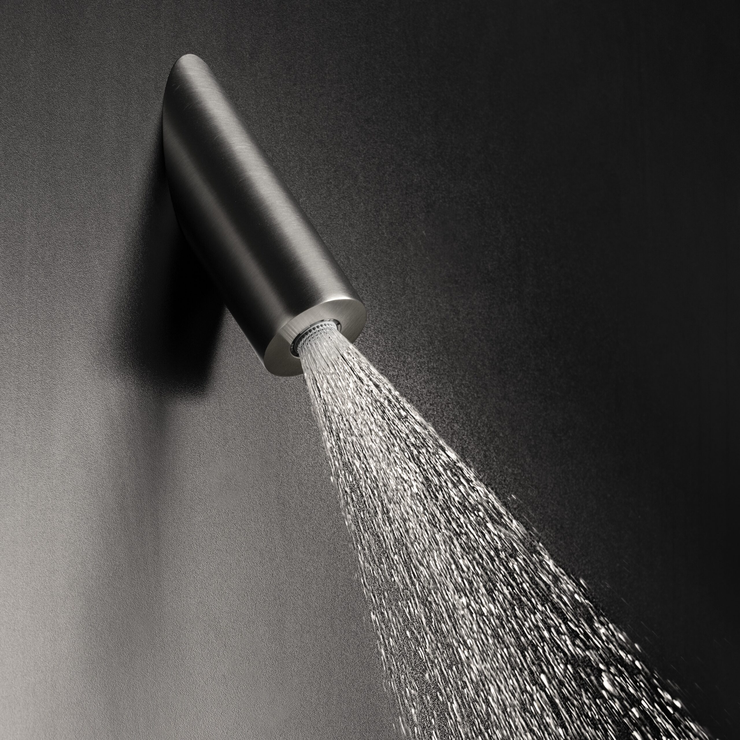 Tube ceiling mounted shower heads - Image 4